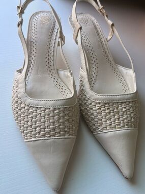 COLE HAAN GRAND.OS PATENT LEATHER HEELS